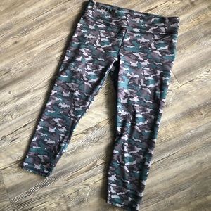 Fabletics power-hold size L